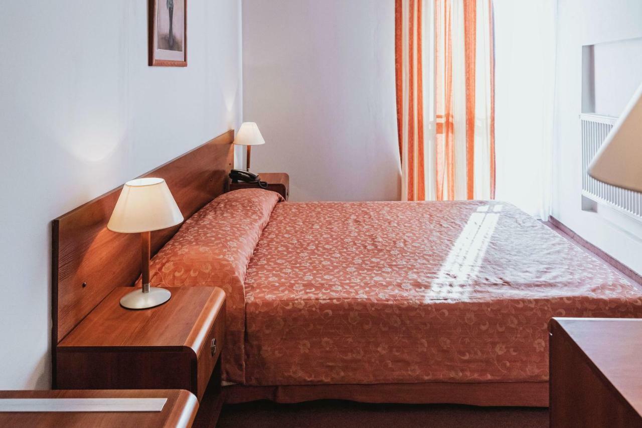 Hotel Gromada Łomża المظهر الخارجي الصورة