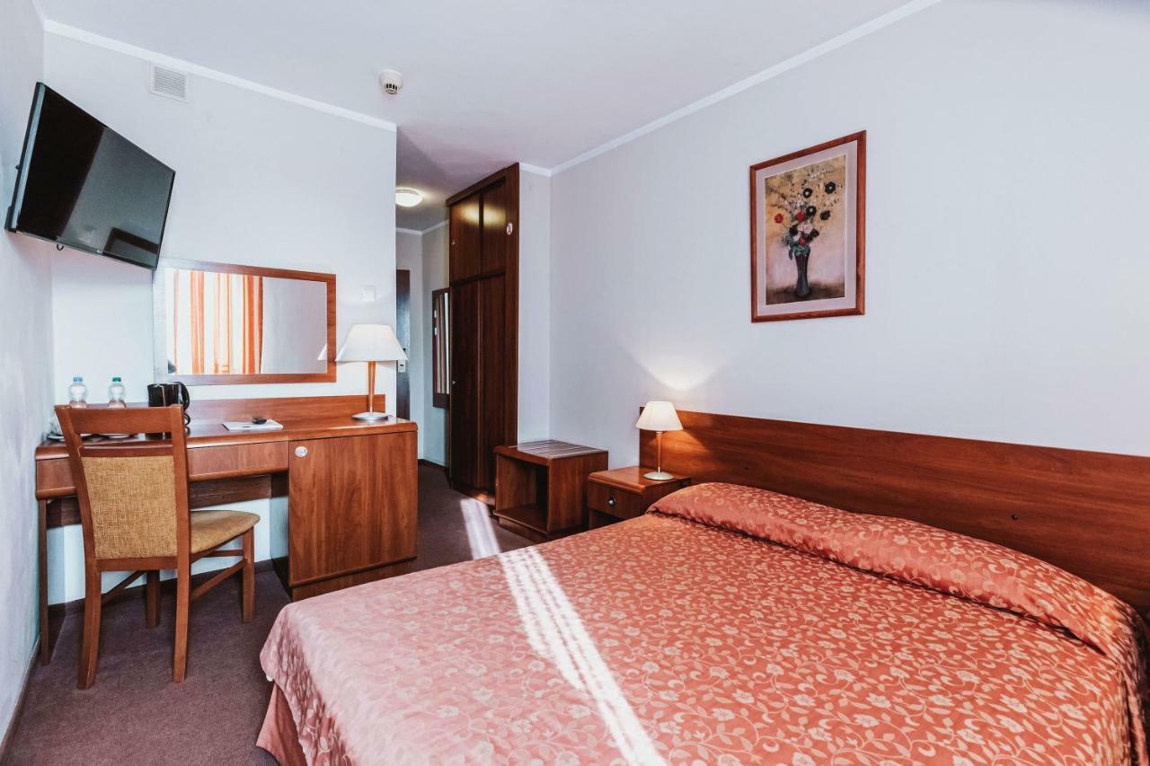 Hotel Gromada Łomża المظهر الخارجي الصورة